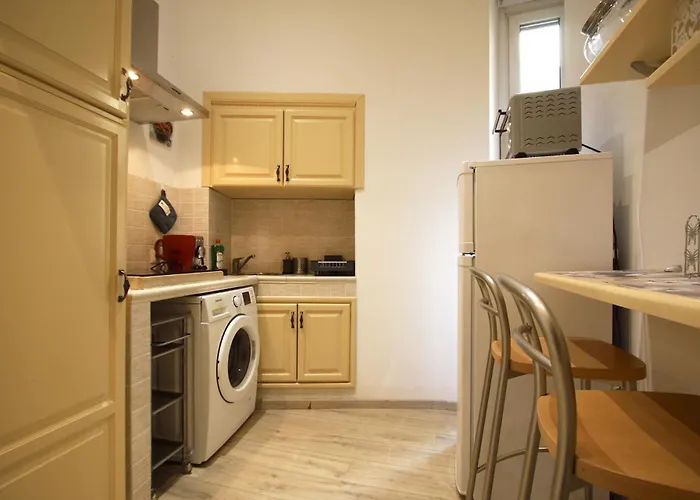 Ottaviano 2br House Rom