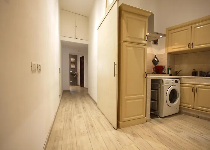 Ottaviano 2br House Apartment *