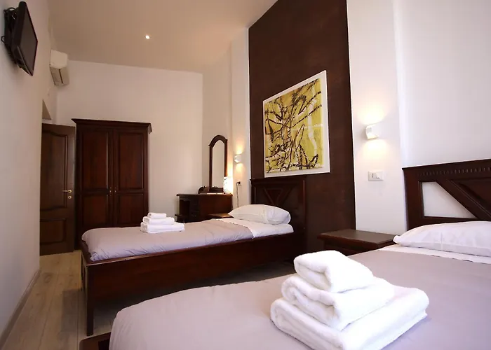 Ottaviano 2br House Apartment Rom